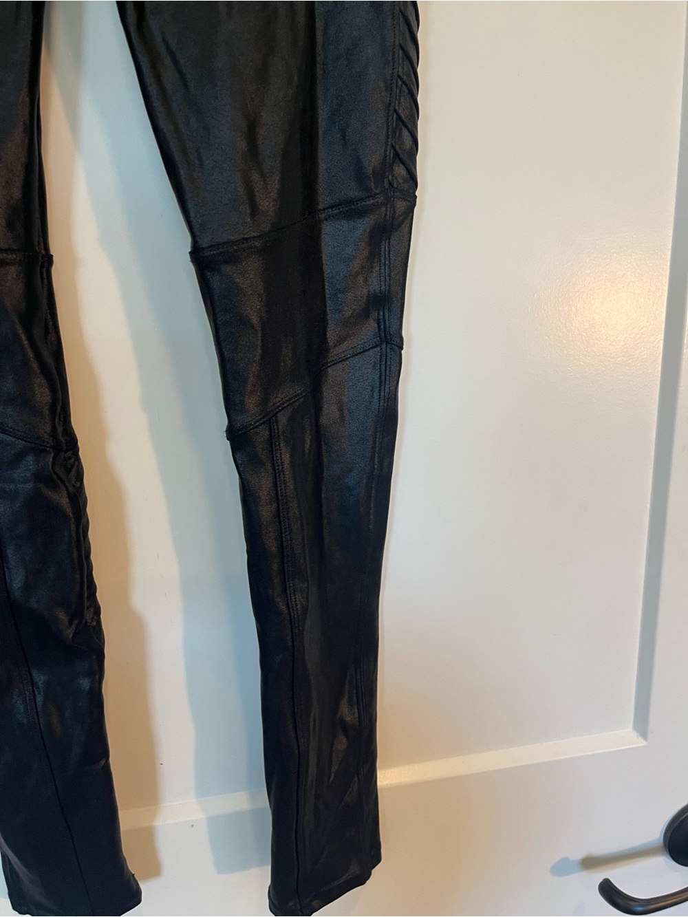 SPANX Women's Faux Leather Moto Goth Grunge Leggings In Black Size Medium - Picture 8 of 12